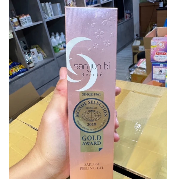 日本🇯🇵三潤美｜櫻花去角質霜🌸200g